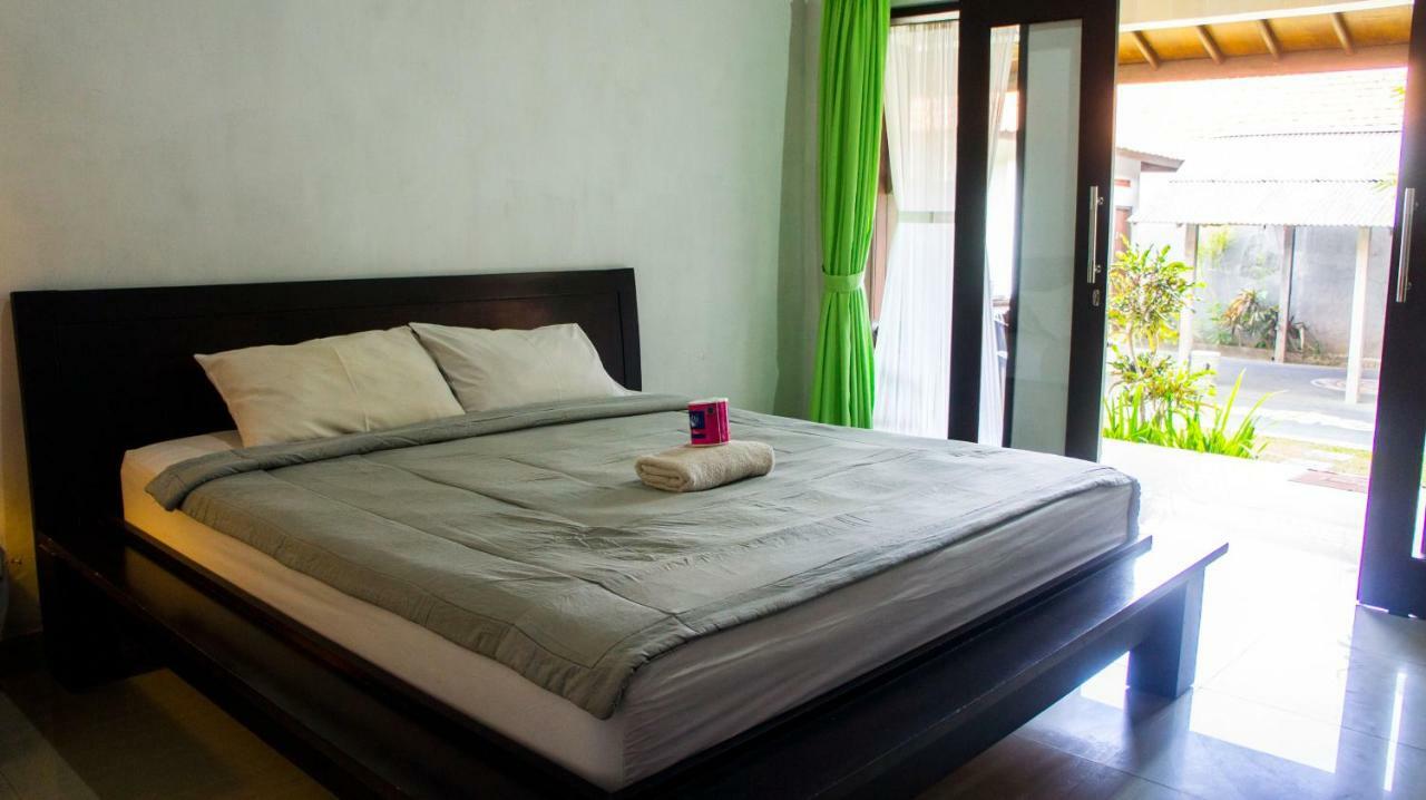 Widi Homestay Canggu  Exterior photo